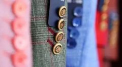 西服定制廠家告訴你，定制西服要考慮這些細節(jié)