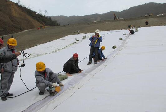發布可供借鑒的復合土工膜焊接常見問題