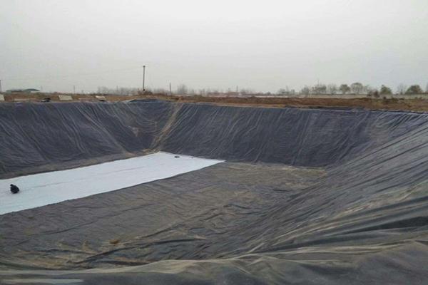 沼氣池土工膜應該怎么鋪設？