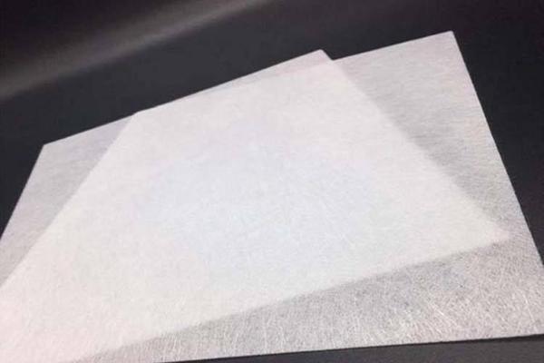 聚酯無紡布與復合土工膜的區別有哪些？