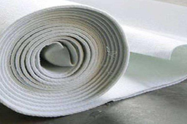 復(fù)合土工膜生產(chǎn)制造注意事項(xiàng)  第3張