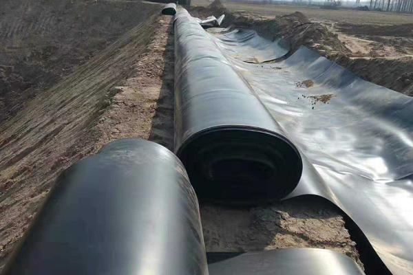 鋪瓷磚前先鋪土工膜，更加穩(wěn)固耐用！  第2張