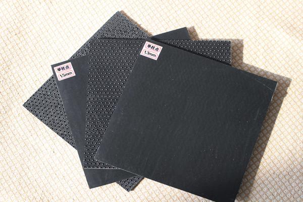 糙面土工膜的吹膜和平擠工藝的優劣有哪些呢 第3張