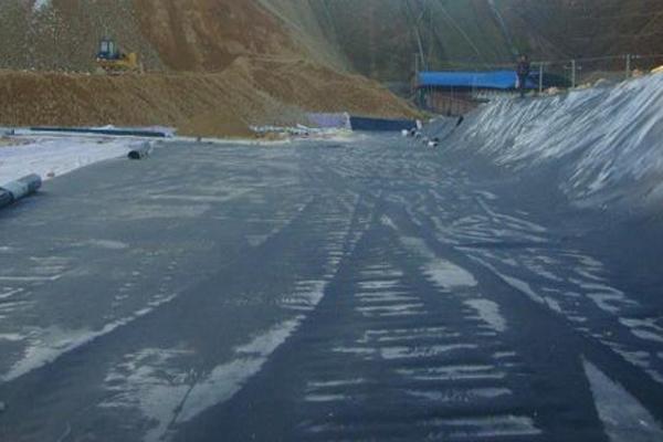 土工膜在冬季施工時(shí)的注意事項(xiàng)  第3張