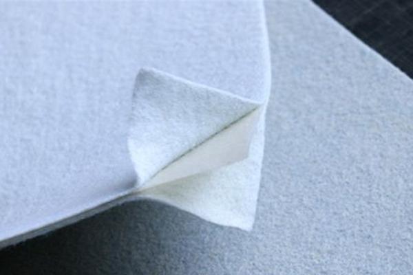 復合土工膜在不同地質(zhì)條件下的應(yīng)用 第2張