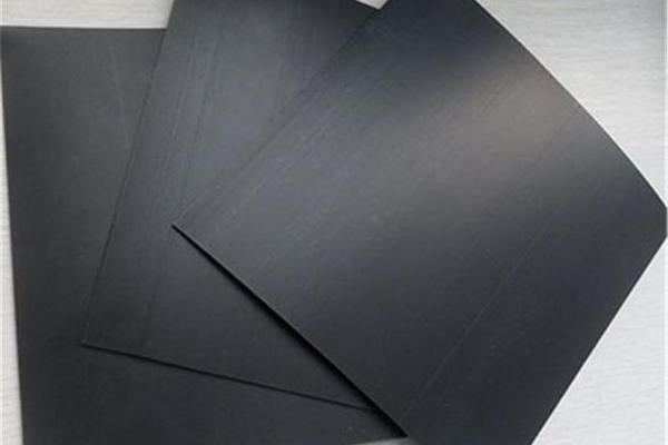 光面土工膜的選擇與施工技巧 第3張