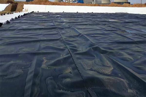 基于安全與經(jīng)濟(jì)性的土工膜渠道防滲施工方案設(shè)計(jì)  第3張