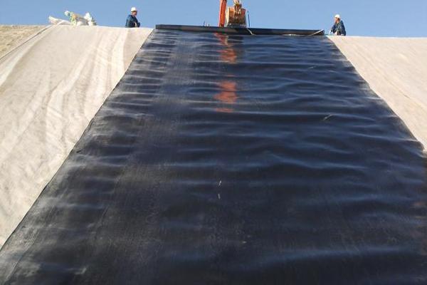 防滲土工膜的環(huán)保性能深度解析