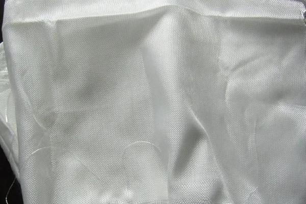 高強(qiáng)加筋土工布的布置方法 第3張