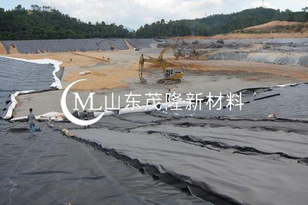 《齊齊哈爾垃圾填埋場(chǎng)》土工膜施工