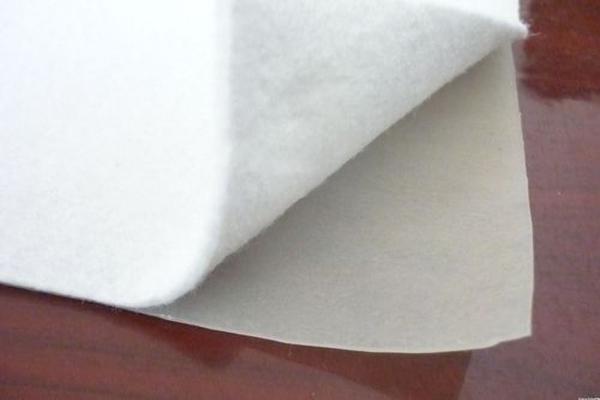 一布一膜鋪設時哪面朝上 第3張