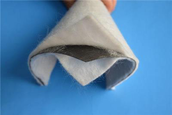 復合土工膜與傳統防滲材料的區別 第3張